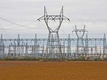 Smart Grid Strategy: Utilities Need to Engage Both Customers and Employees