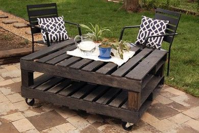 Do-It-Yourself Projects Using Pallets