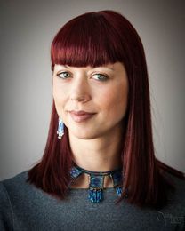 How to Use Facial View and Camera Angle to take Flattering Portraits