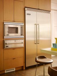 Embrace a Hot Trend With a Kitchen Warming Drawer