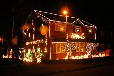 How Much Does It Cost to Power Your Christmas Lights?