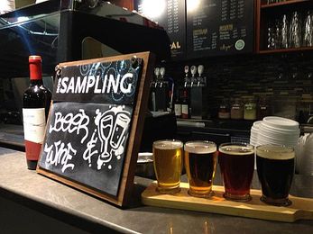 Paper, plastic or pint? Grocery shopping trend takes root in D.C.