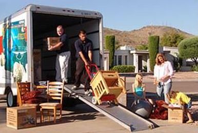 5 Ways Make Loading a Moving Truck Fun & Exciting