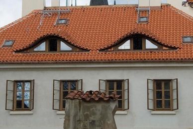 Cool 10 Buildings With Funny Face Expressions