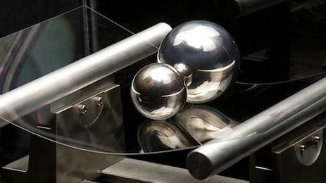Stressing Gorilla Glass Makes It Stronger