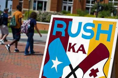 Pros and cons of choosing fraternity or sorority