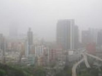 Smarter pavement tackles urban smog