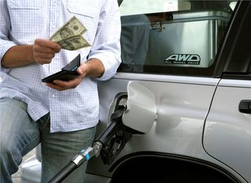 Don’t be tricked by gas station cash discounts