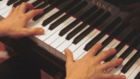 Playing instrument 'sharpens mind'