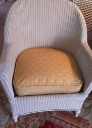 Downsizing Help: Choosing What Furniture to Leave Behind