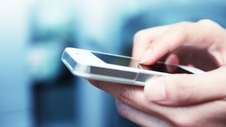 Can a dermatologist diagnose with a smartphone selfie?