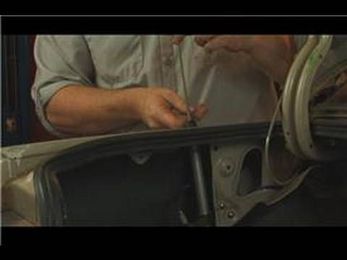 Auto Repair & Maintenance : How to Change a Car Antenna