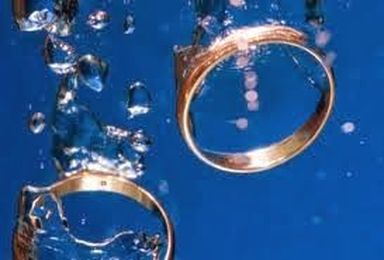 Let the professionals clean your jewelry