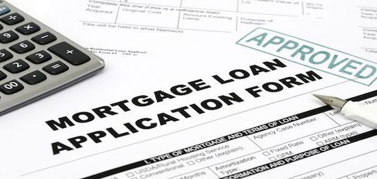 Mortgage apps reverse course, climb 9.4%