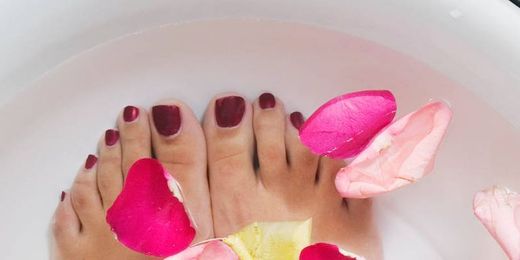 9 Ways to Make Sure Your Nail Salon Is Safe