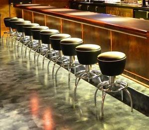 4 Questions About Vinyl Restaurant Chairs, Barstools and Booths
