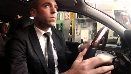 6 things you can miss while reading a newspaper