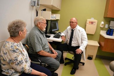 Health-Care Providers Want Patients to Read Medical Records, Spot Errors