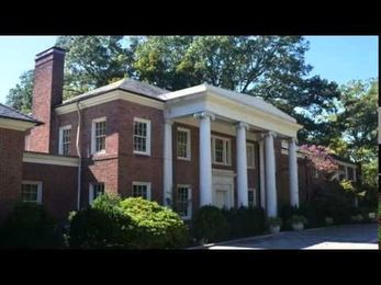 Get to know the Dixon