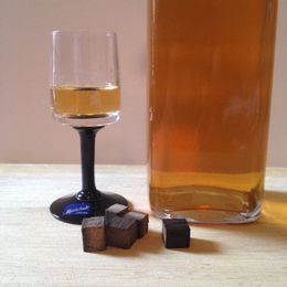 Oak Infusing Experiments: Brennivin