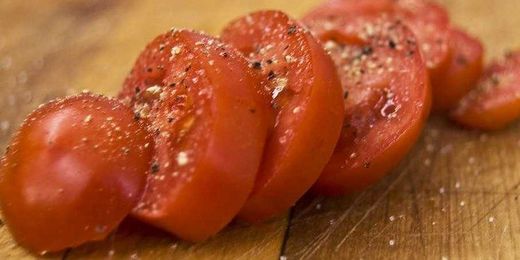 You've Been Storing Tomatoes Wrong