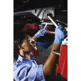 The Advantages & Disadvantages of Vocational & Technical Colleges