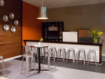 87 Home Bar Design Ideas for Basements, Bonus Rooms or Theaters
