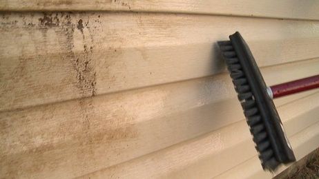 Learn how to keep your vinyl siding looking like new