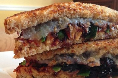 5 Classic Snacks That Are Better With Beef Jerky