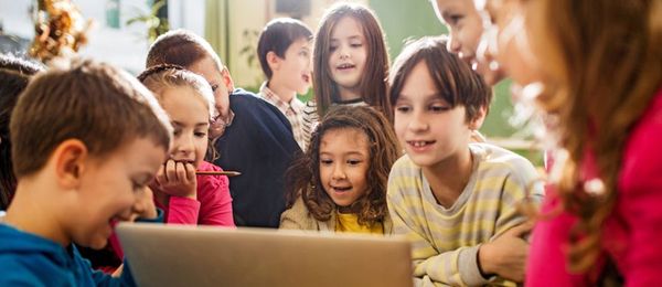 5 Benefits of Collaboration Technology in Schools