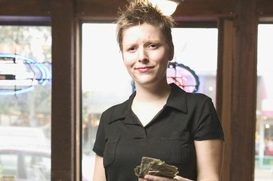 The 17 Worst People Every Waiter Will Inevitably Serve