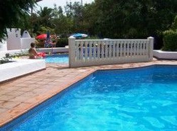Saving Money on Pool Maintenance