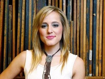 Mary Sarah on Why She Owes the Oak Ridge Boys