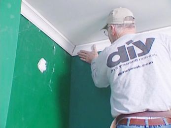 How to Install Crown Molding