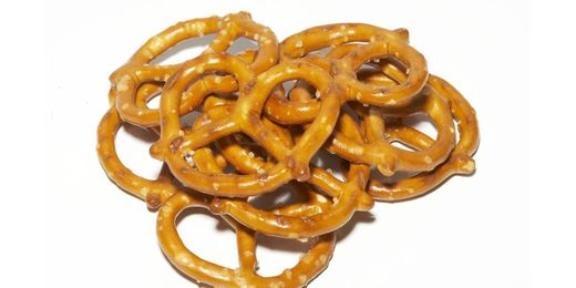 Snacks To Keep In Your Locker!