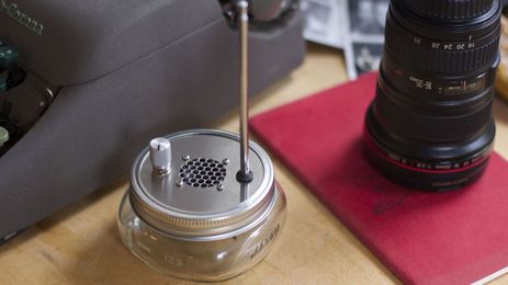 Innovation: A Mason Jar Radio With One Station Only