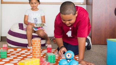 Using Robotics to Teach Computer Programming