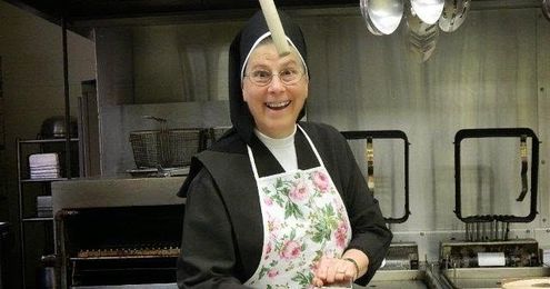 Surprise Dinner for Senior Novices!