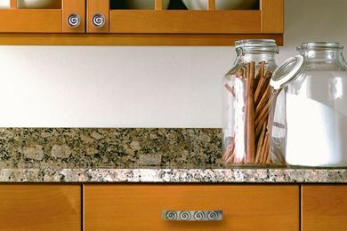 An Uncomplicated Way to Upgrade Your Kitchen: New Hardware