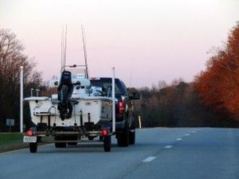 How to Drive Safely While Hauling a Trailer