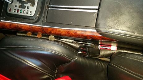 This $1 DIY Fix Keeps You From Losing Change Between Car Seats