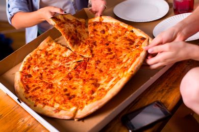 This App Lets You Order a Pizza by Clicking Your Heels Together