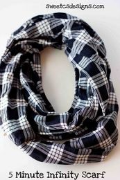 Make an Infinity Scarf in 5 Minutes! ⋆ Sweet C's Designs