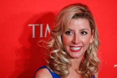 Sara Blakely: How She Built a Billion-Dollar Business from Scratch