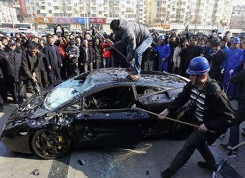 13 Ways Dumb People Destroy Cars