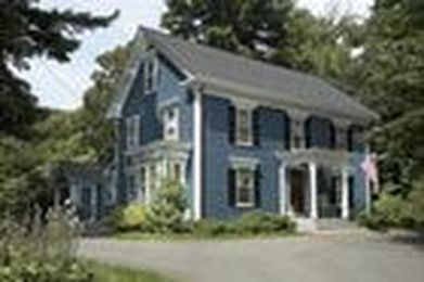 Paint Color Ideas for Colonial Revival Houses