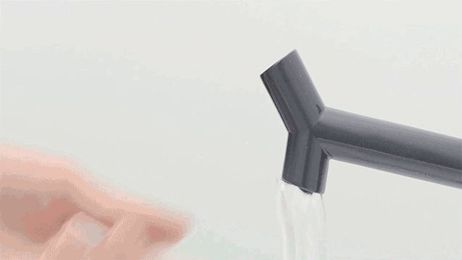 Brilliant Dual-Nozzle Faucet Doubles As a Drinking Fountain