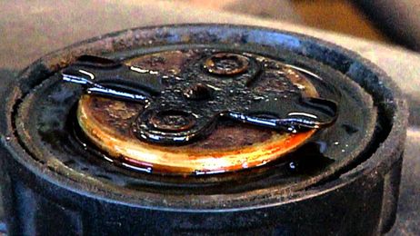 What Is an Indication of Bad Engine Oil? : Car Repair Tips