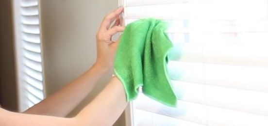 How to Clean Blinds! (Wood, Plastic & Aluminum Blinds)