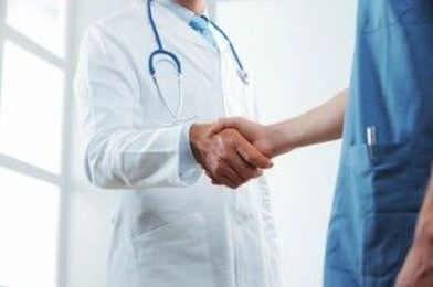 Physicians: What to Consider When Joining a New Practice Group